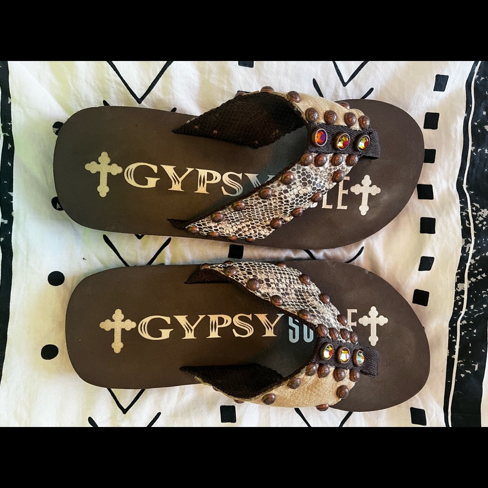 Gypsy Soule flip flops size 6 authentic